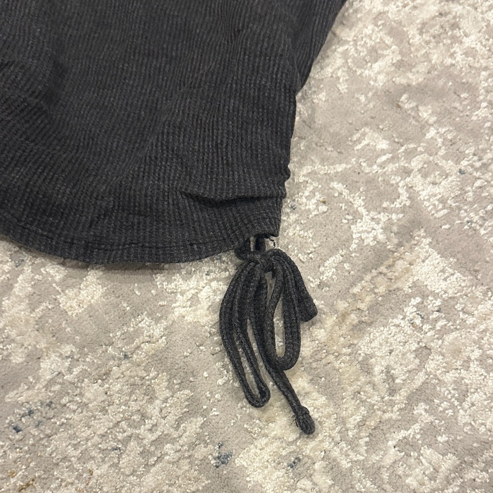 Dark Gray Ribbed Tank Top - Picture 3 of 4